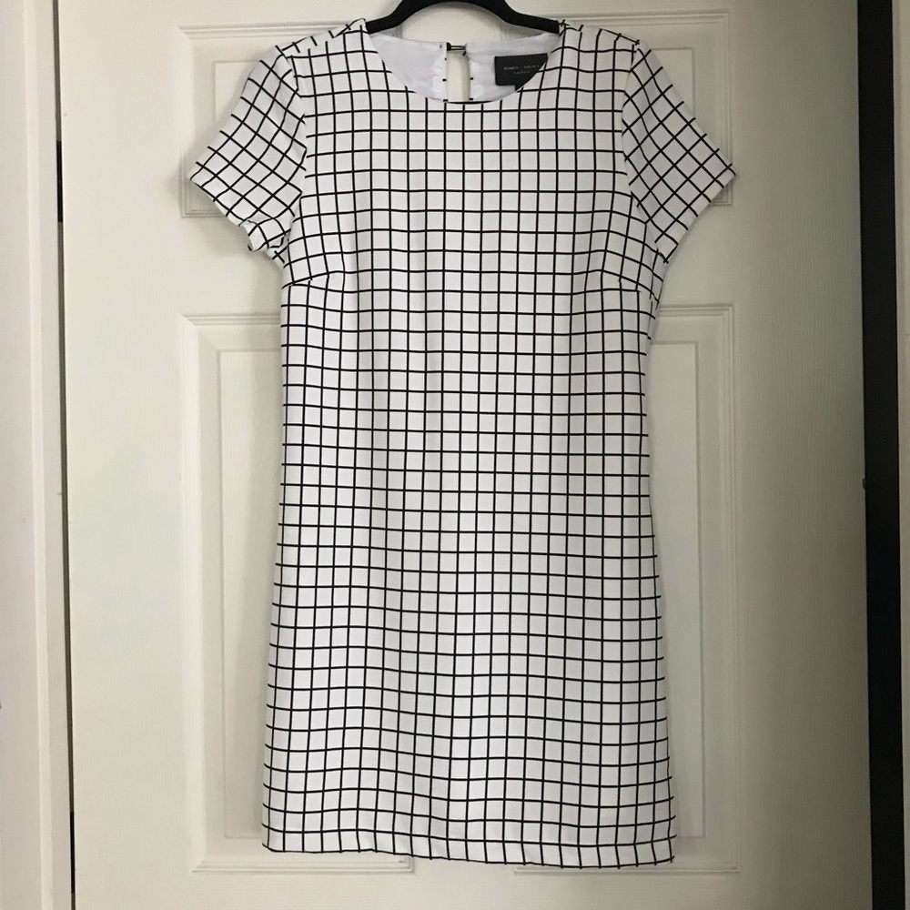 White&Black striped business casual dress